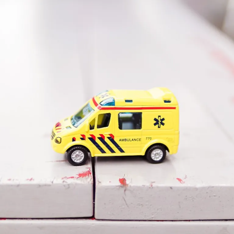 Comment alléger la dette senior : solutions et conseils adaptés